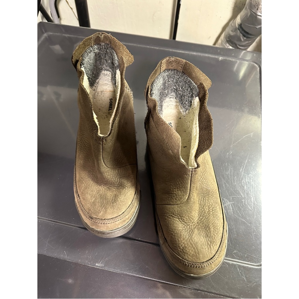 Sorel’s Bota Bag boots 10.5